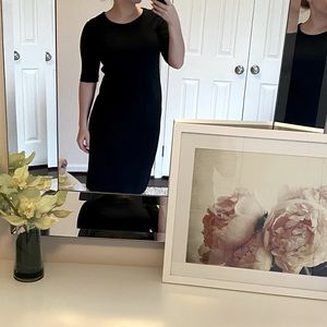 Diane von Furstenberg Short Sleeve Black Dress